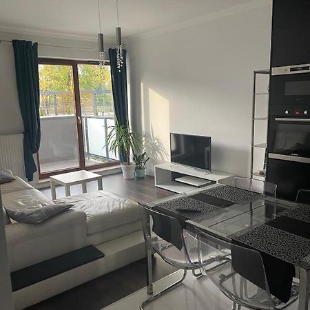 House4You Apartament Sakura Airport Chopin Warszawa Eksteriør bilde