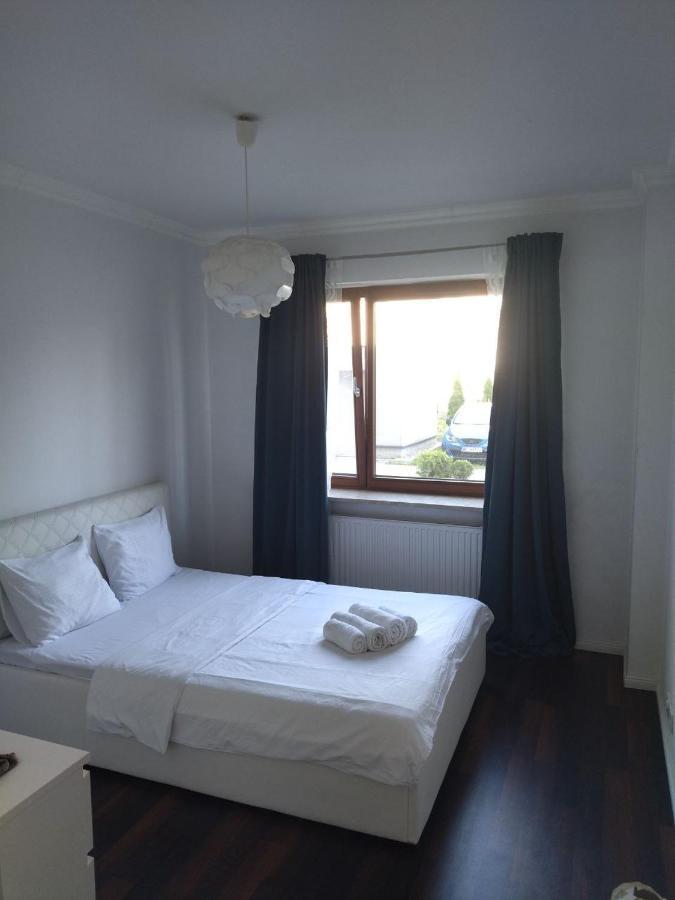 House4You Apartament Sakura Airport Chopin Warszawa Eksteriør bilde